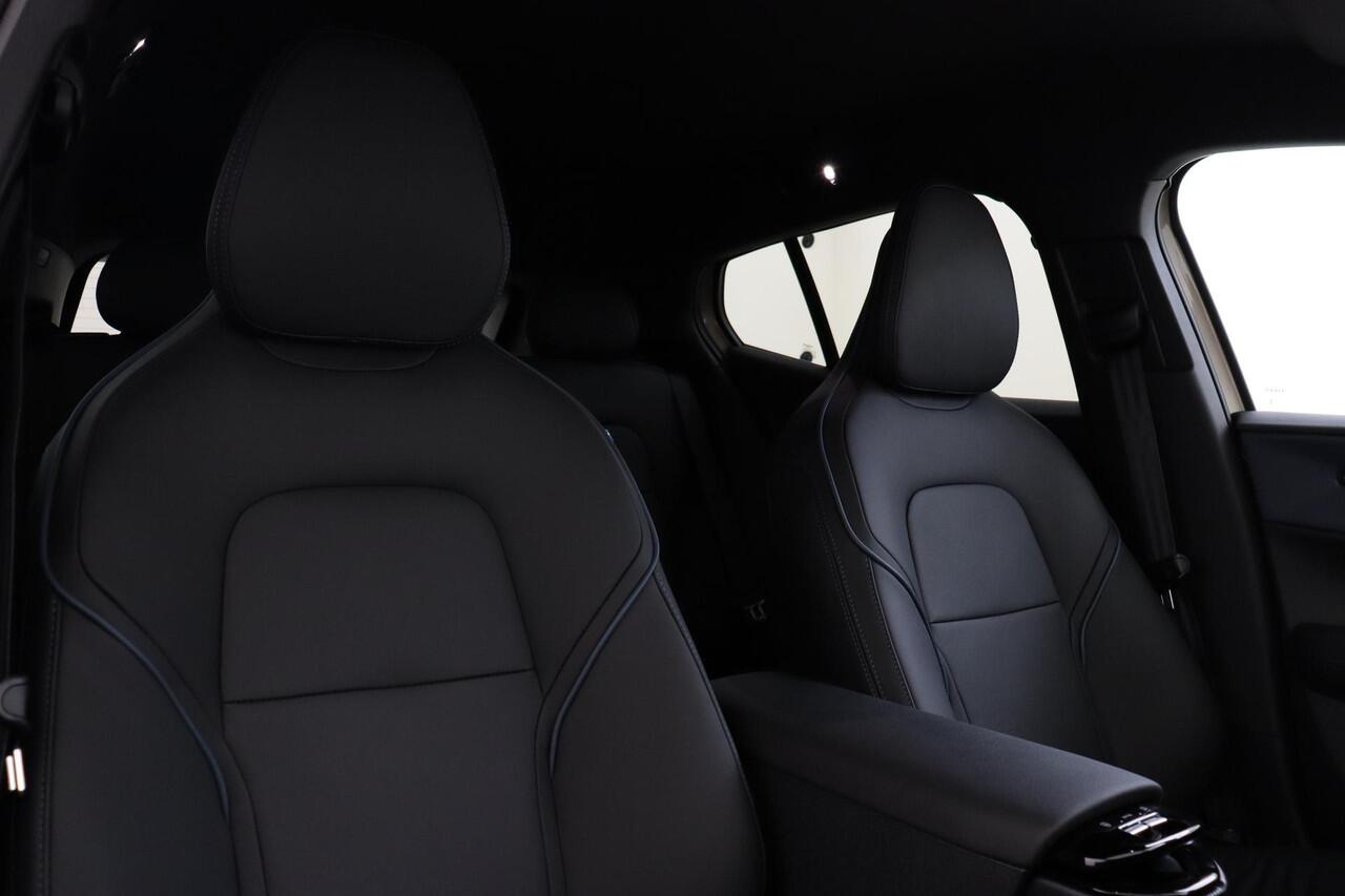 Volvo EX30 SINGLE MOTOR EXTENDED RANGE PLUS EUROPA 69 kWh -ELEK.STOELEN|HARMAN/KARDON|PRIVACY.GLAS|20"|LEDER