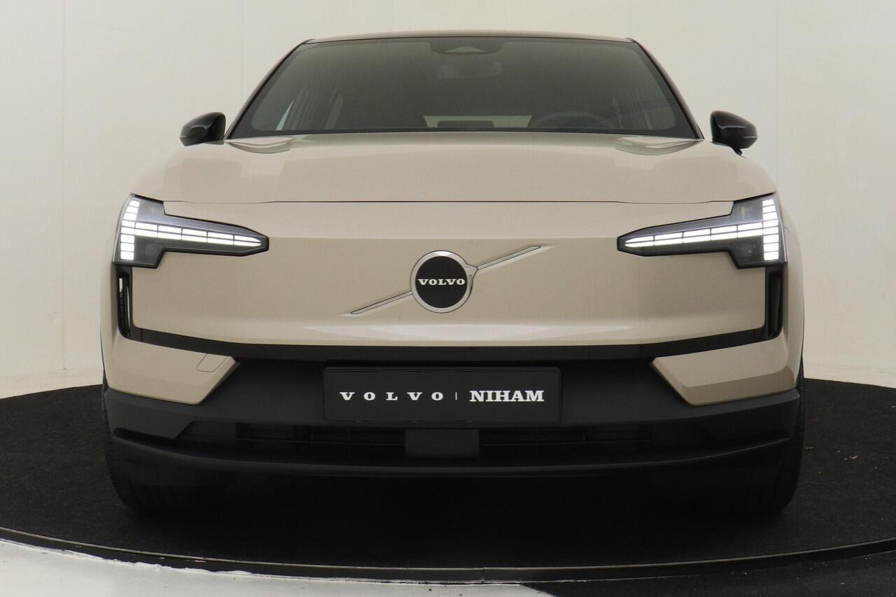 Volvo EX30 SINGLE MOTOR EXTENDED RANGE PLUS EUROPA 69 kWh -ELEK.STOELEN|HARMAN/KARDON|PRIVACY.GLAS|20"|LEDER