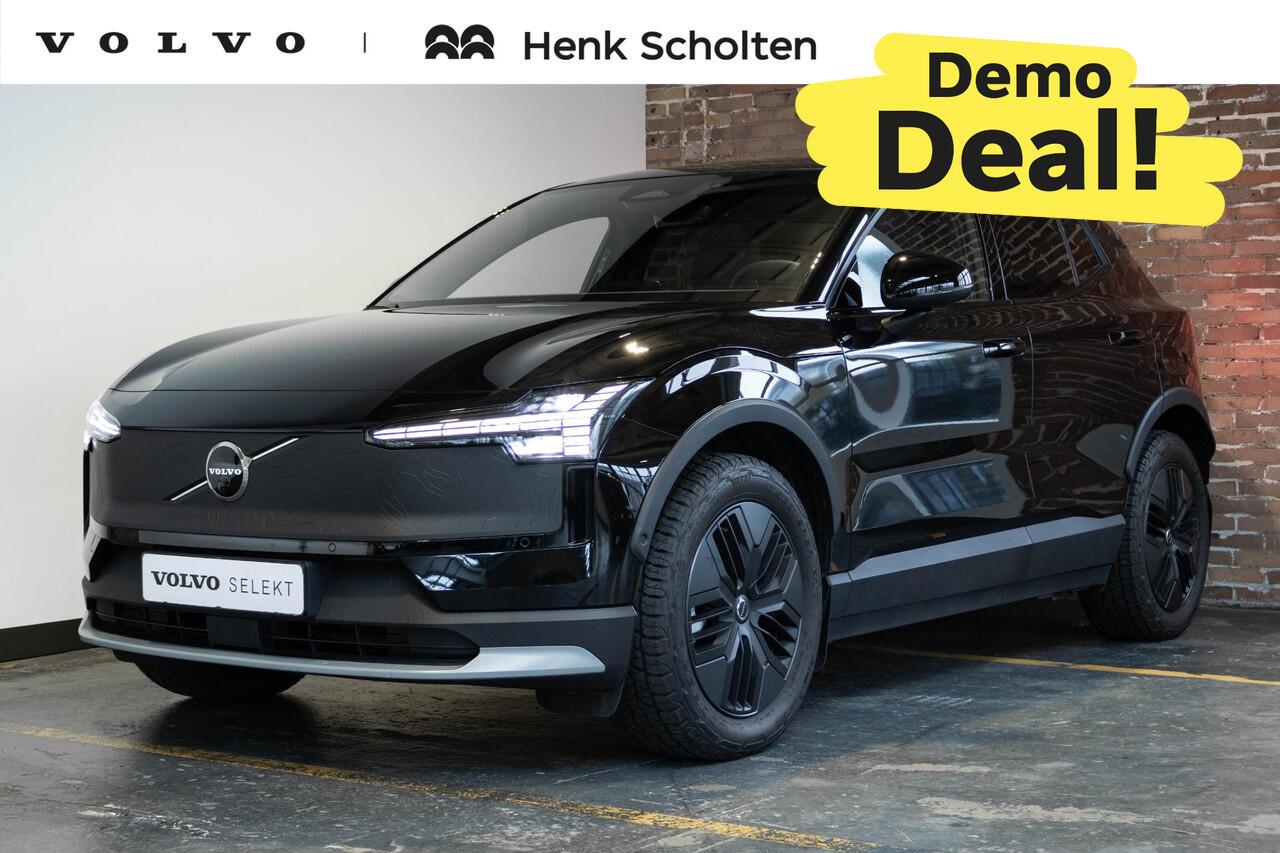 Volvo EX30 Cross Country Twin Motor Performance Ultra 69 kWh | 360º Parkeercamera | Panorama Dak | 22KW Boordlader | Elektrisch Verstelbare Voorstoelen | Audio by Harman Kardon | Keyless Entry | Extra Getint Glas Achter