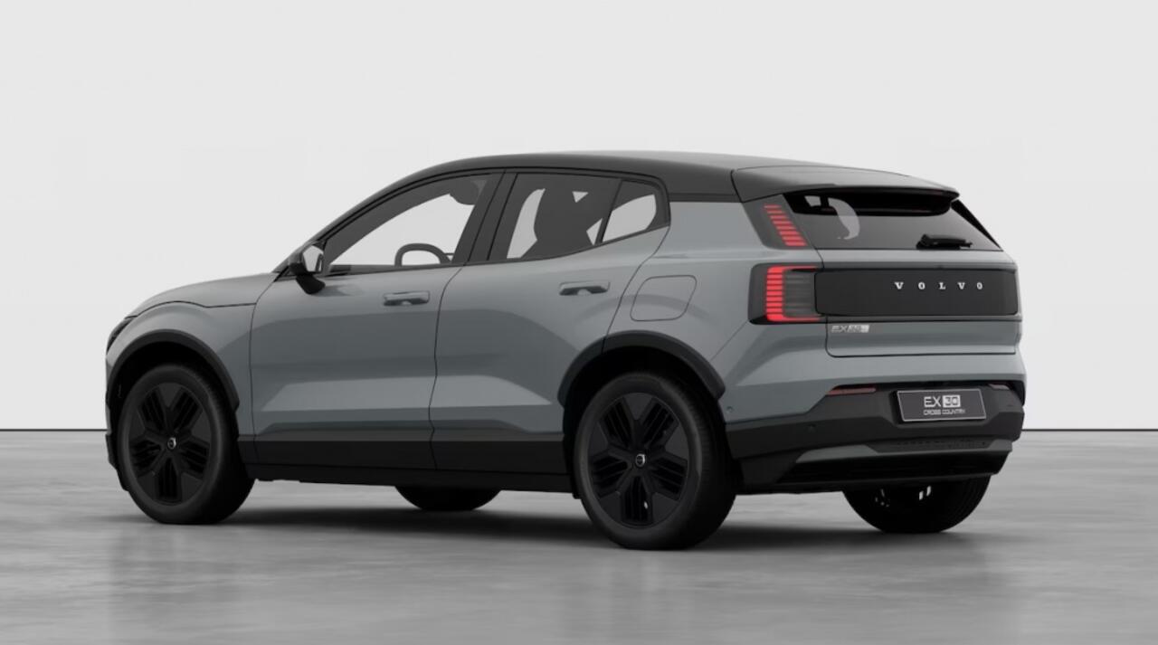 Volvo EX30 Cross Country Twin Performance AWD Ultra | Getint Glas | Panorama dak | 360 ca