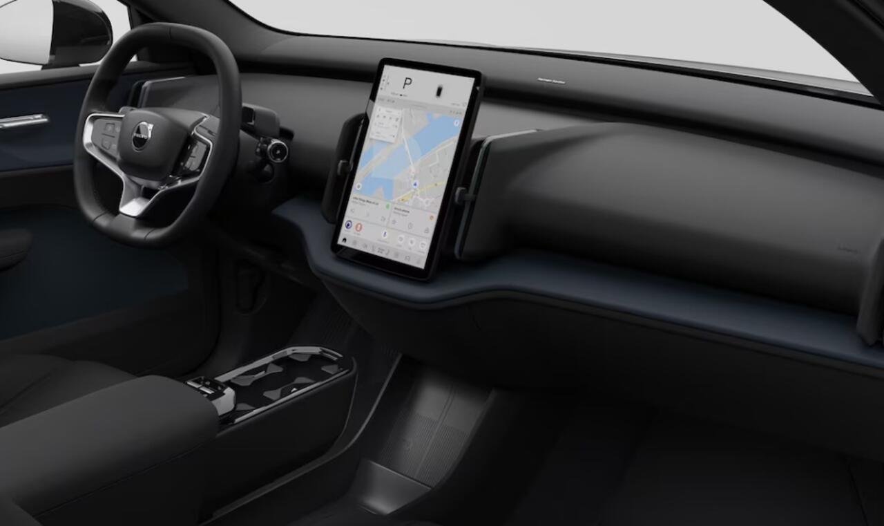 Volvo EX30 Plus Extended range