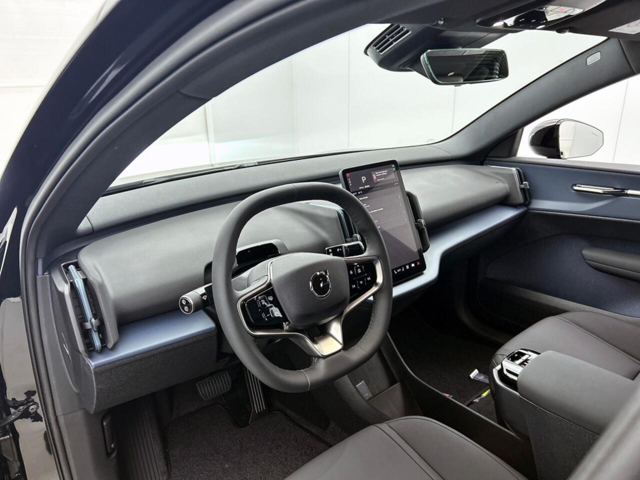 Volvo EX30 Single motor 50 kw/h Core