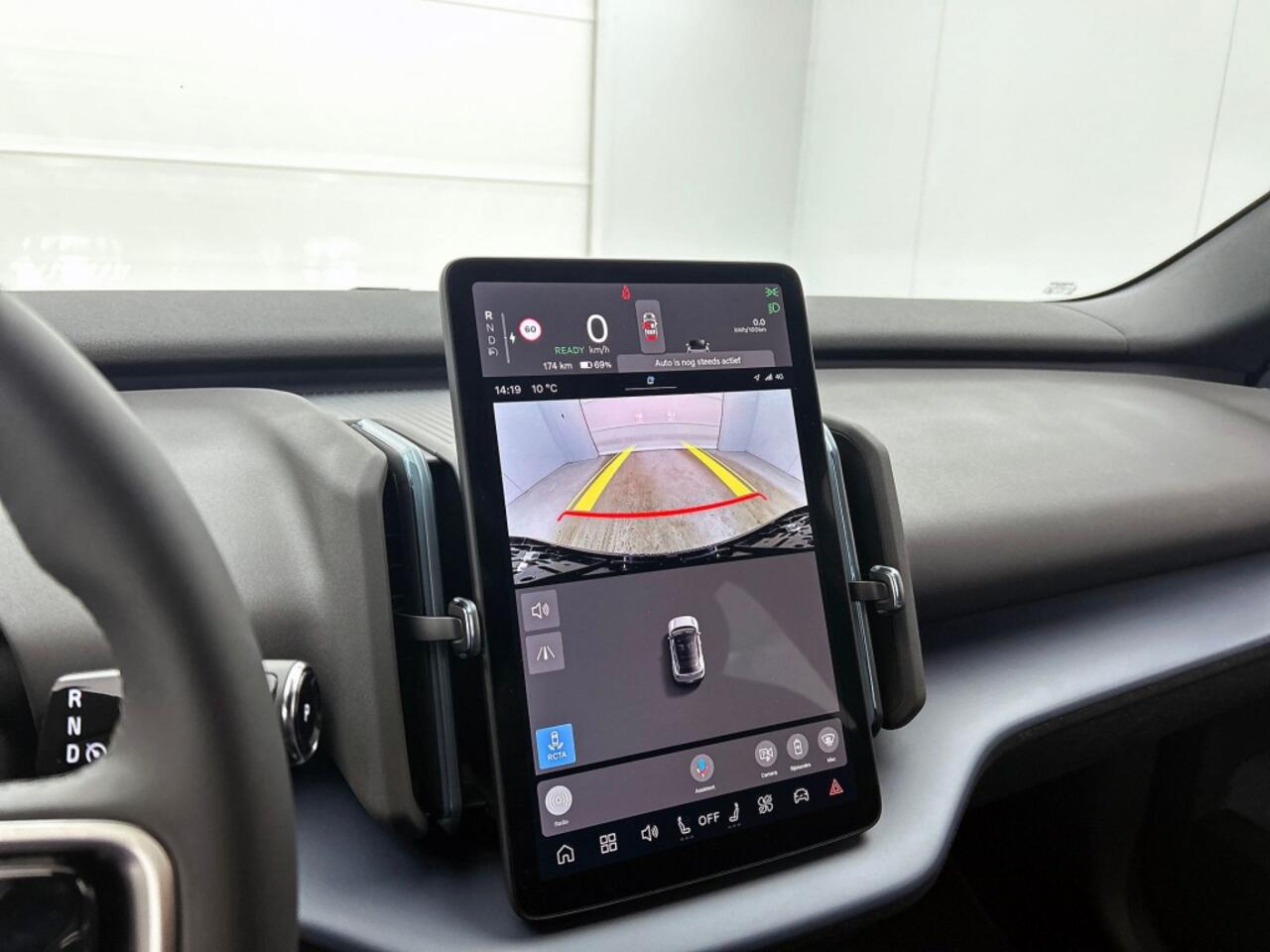 Volvo EX30 Single motor 50 kw/h Core