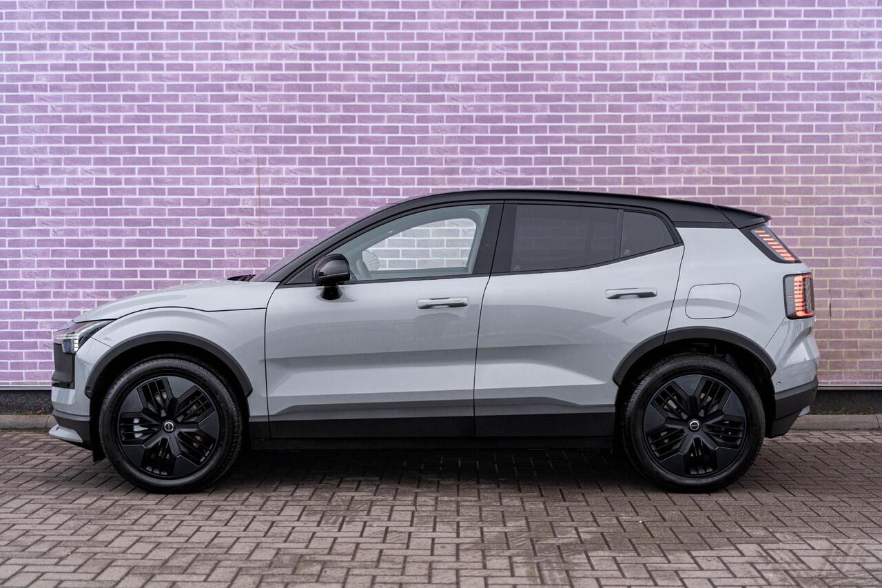 Volvo EX30 Cross Country Twin Motor Performance 69 kWh Ultra | Google | Panoramadak | Elek. Stoelen | Adaptieve Cruise Control | Harman Kardon Audio | Stoel-/Stuurverwarming | Trekhaak | 360 Camera | Elek. Achterklep | Getint Glas | Dodehoekdetectie | Pilot Assist |