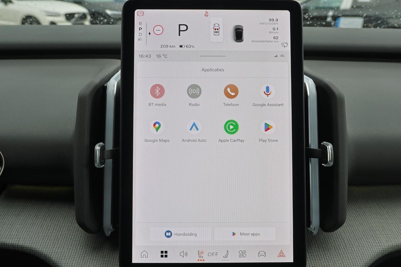 Volvo EX30 Twin Motor Performance Ultra 69 kWh Cross Country - Adaptieve cruise control - Panoramadak - Elektrisch verstelbare stoelen - 360º Camera - Verwarmbare voorstoelen & stuuwiel - Harman Kardon Audio - Keyless - Elektrisch bedienbare achterklep - Getinte ra