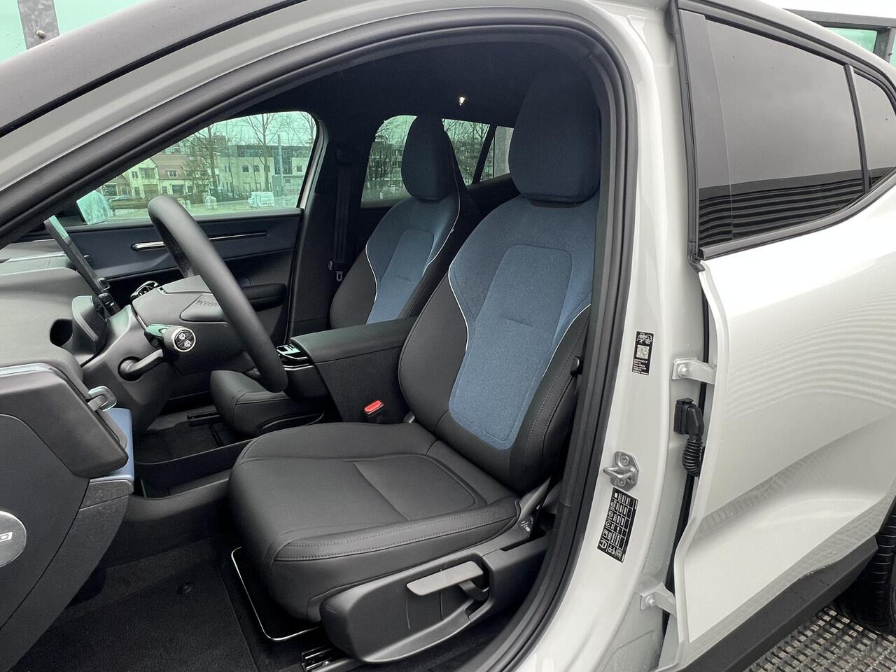 Volvo EX30 Single Motor Extended Range Plus 69 kWh Automaat, Pilot assist, BLIS, Stoelverwarming, Stuurverwarming, 20 inch wielen, 17% bijtelling, kenteken 2025