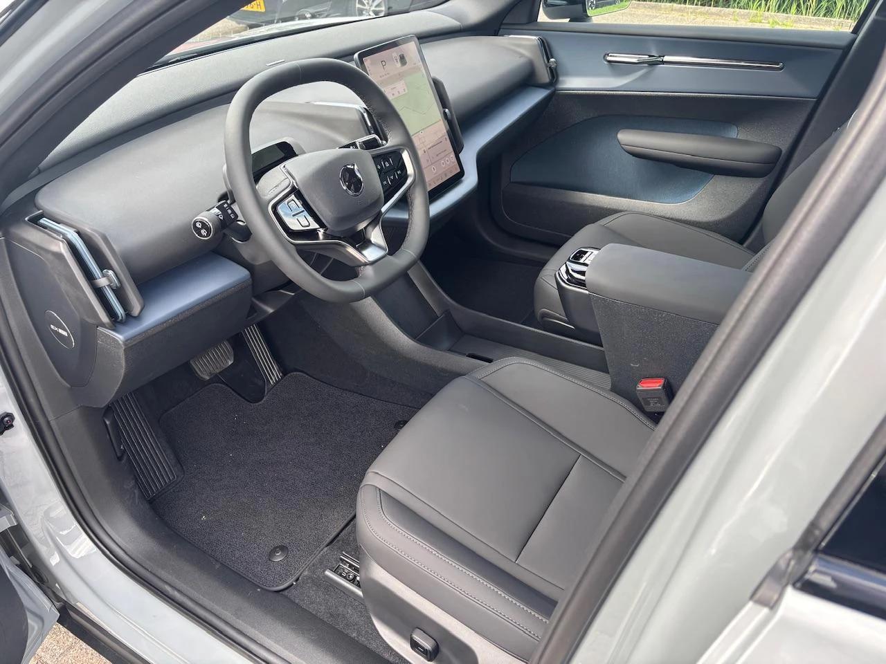 Volvo EX30 Single Motor Plus | Climate Elektrische stoelen | Harman/Kardon | DEMO