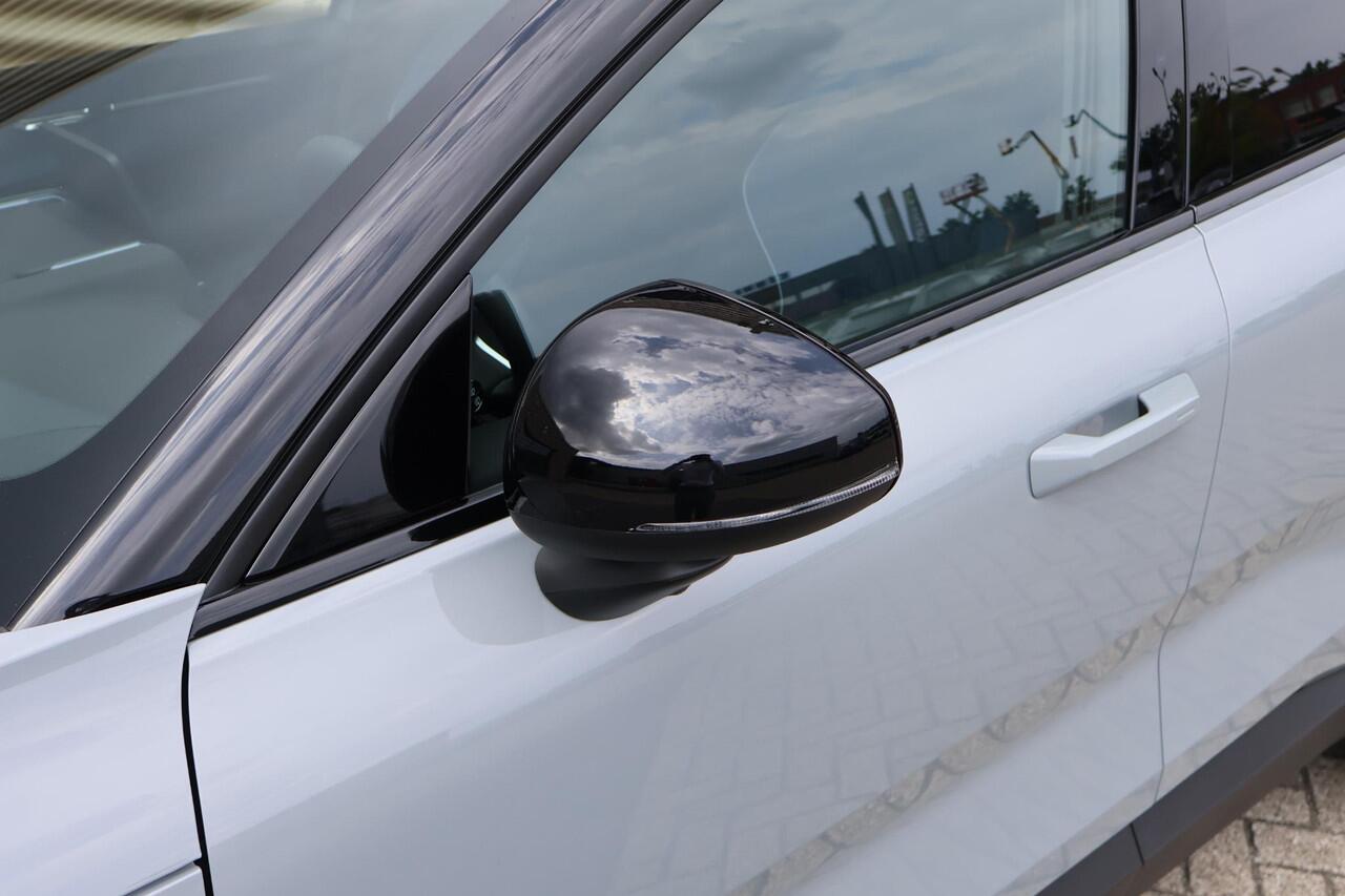 Volvo EX30 Cross Country Twin Motor Performance Ultra 69 kWh | *Experience-pakket | Panoramadak | Harman Kardon