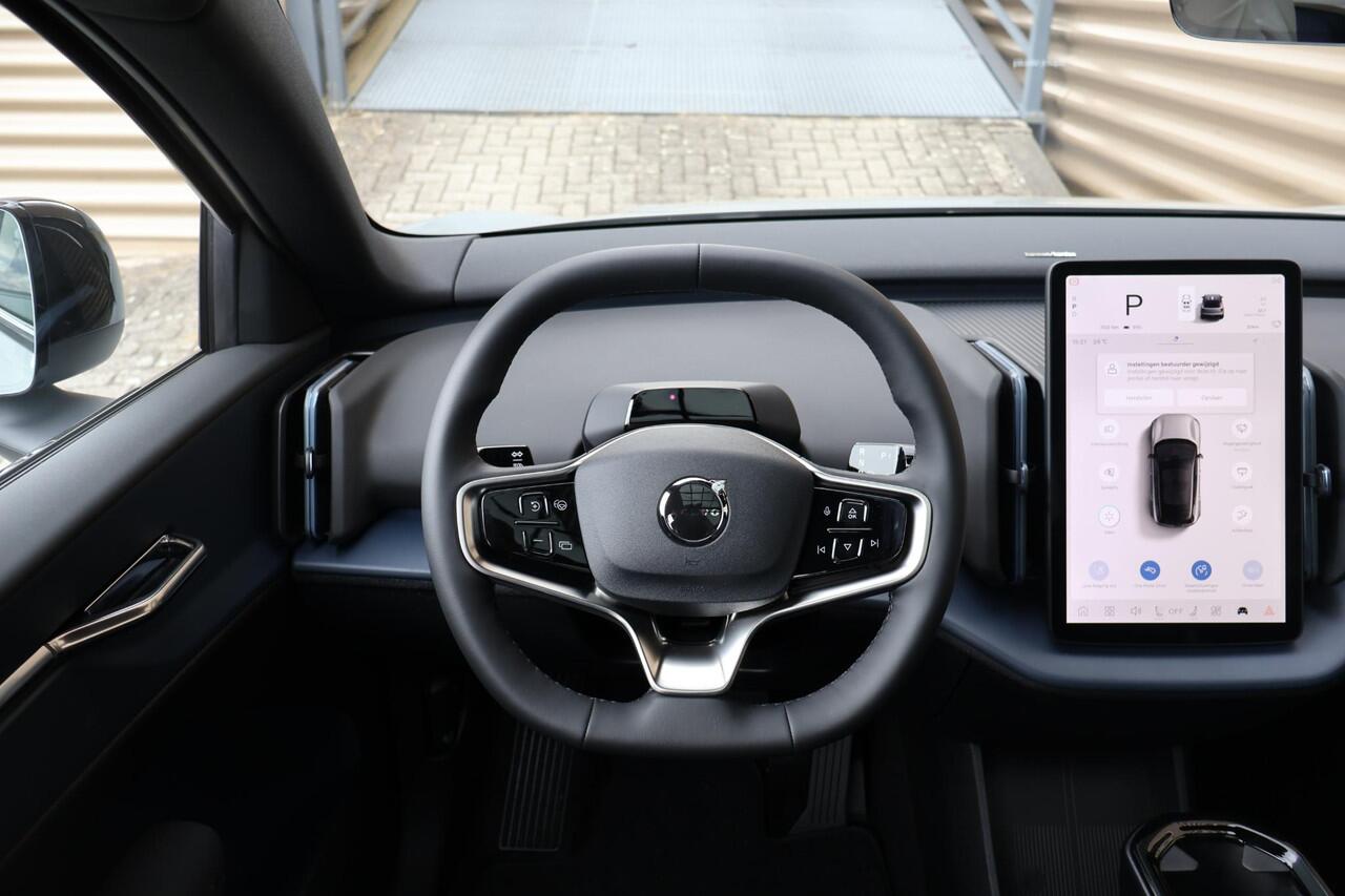 Volvo EX30 Cross Country Twin Motor Performance Ultra 69 kWh | *Experience-pakket | Panoramadak | Harman Kardon