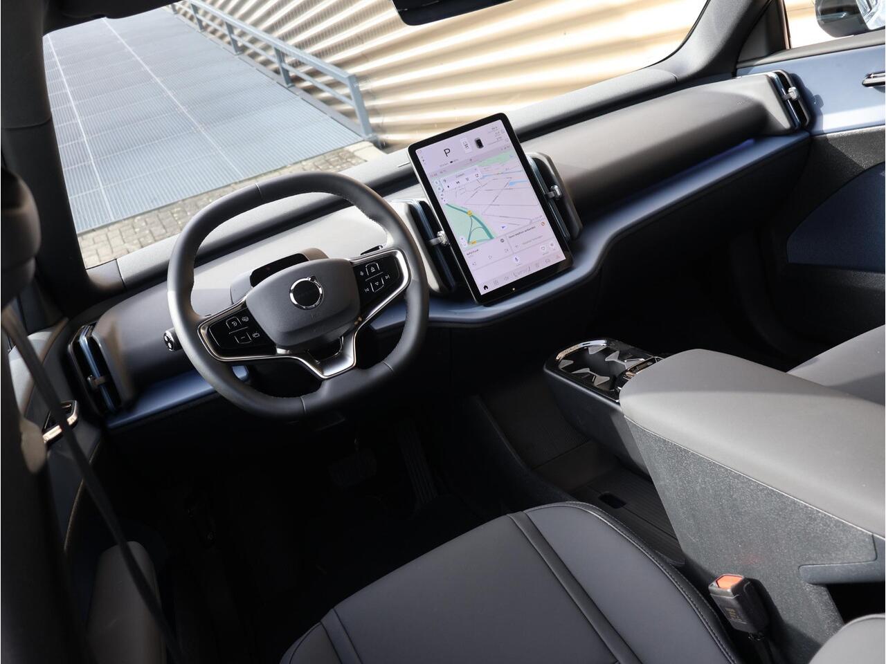 Volvo EX30 Single Motor Plus Europa 51 kWh | Climate pack | Elektr. stoelen