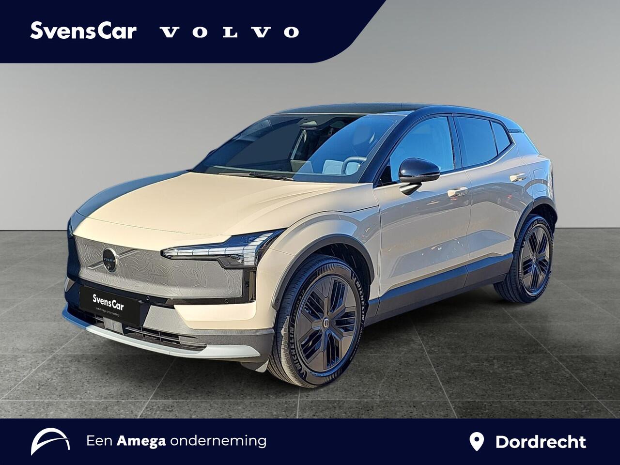 Volvo EX30 Cross Country Twin Motor Performance Ultra 69 kWh | Panoramadak | AWD | 360 graden camera | Elektrisch verstelbare voorstoelen |