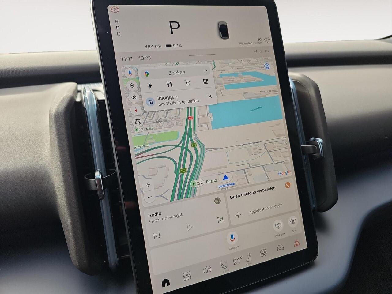 Volvo EX30 Single Motor Extended Range Plus Europa 69 kWh | Harman Kardon | Stuur- stoelverwarming | Extra getint glas | Elektrische stoelen | Apple Carplay & Android auto |
