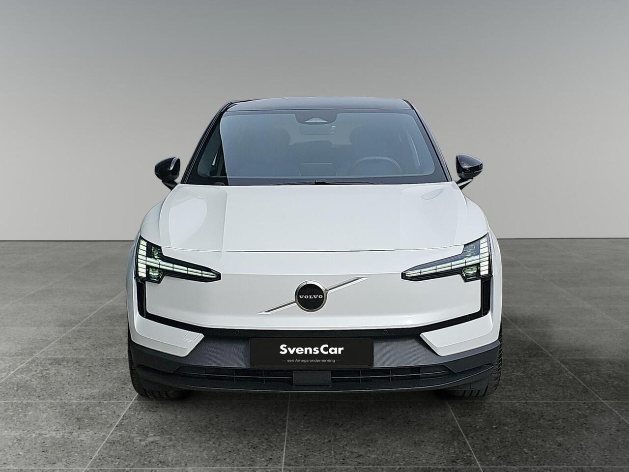 Volvo EX30 Single Motor Extended Range Plus Europa 69 kWh | Harman Kardon | Stuur- stoelverwarming | Extra getint glas | Elektrische stoelen | Apple Carplay & Android auto |