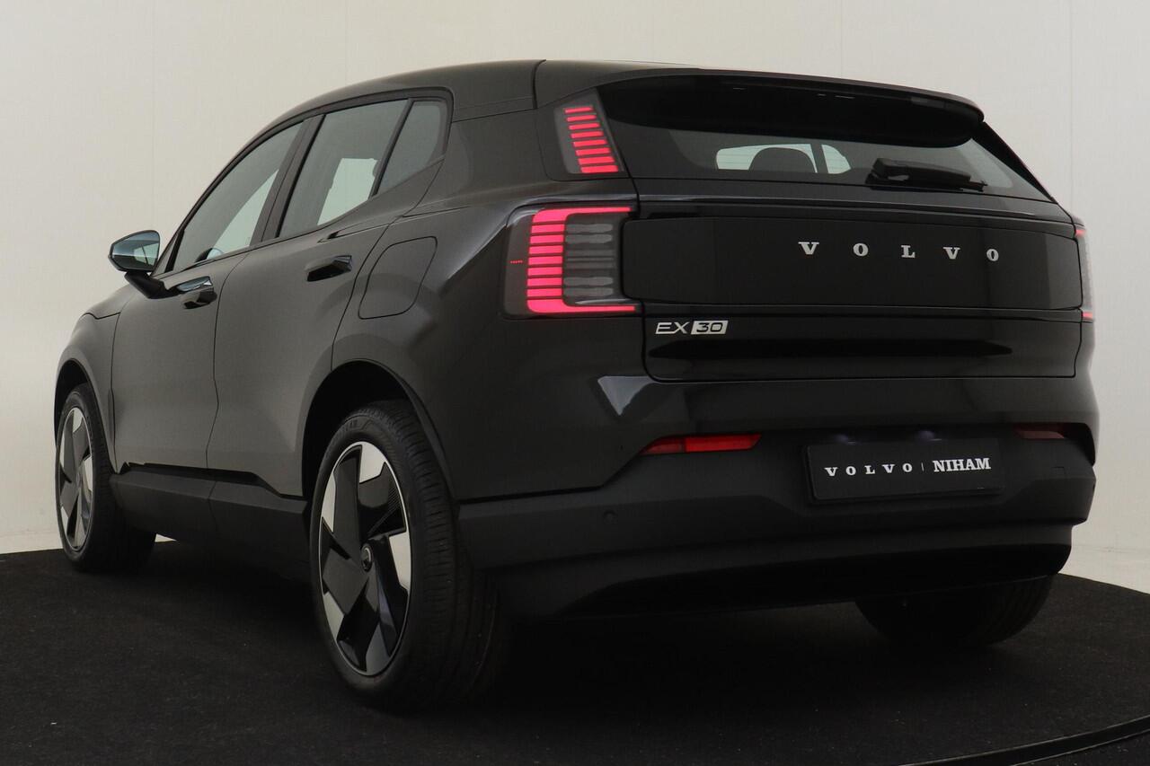 Volvo EX30 SINGLE MOTOR PLUS EUROPA 51 kWh -HARMAN/KARDON|CLIMATE|POWER-SEATS|KEYLESS|19"