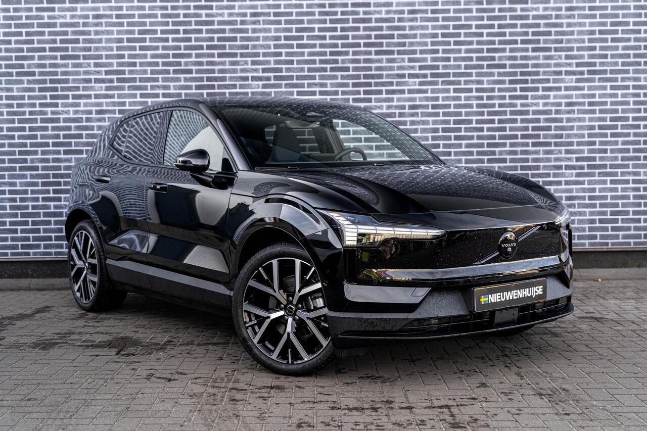 Volvo EX30 Single Motor Extended Range Plus 69 kWh | Google | Long Range | 360 Camera | DAB | Stoel-/Stuurverwarming | Getint Glas | Keyless | Adaptieve Cruise Control | Sfeerverlichting | Elek. Achterklep | 20" LM
