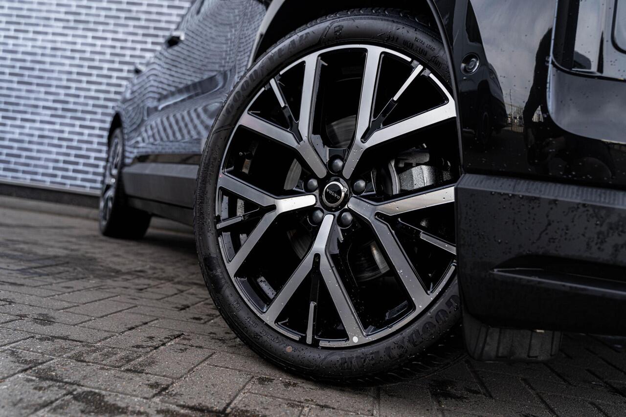 Volvo EX30 Single Motor Extended Range Plus 69 kWh | Google | Long Range | 360 Camera | DAB | Stoel-/Stuurverwarming | Getint Glas | Keyless | Adaptieve Cruise Control | Sfeerverlichting | Elek. Achterklep | 20" LM