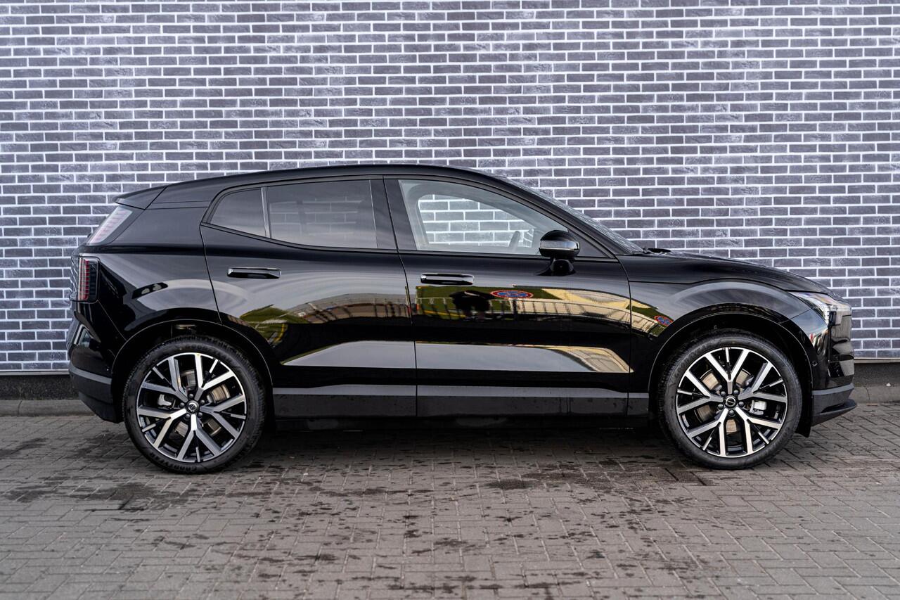 Volvo EX30 Single Motor Extended Range Plus 69 kWh | Google | Long Range | 360 Camera | DAB | Stoel-/Stuurverwarming | Getint Glas | Keyless | Adaptieve Cruise Control | Sfeerverlichting | Elek. Achterklep | 20" LM