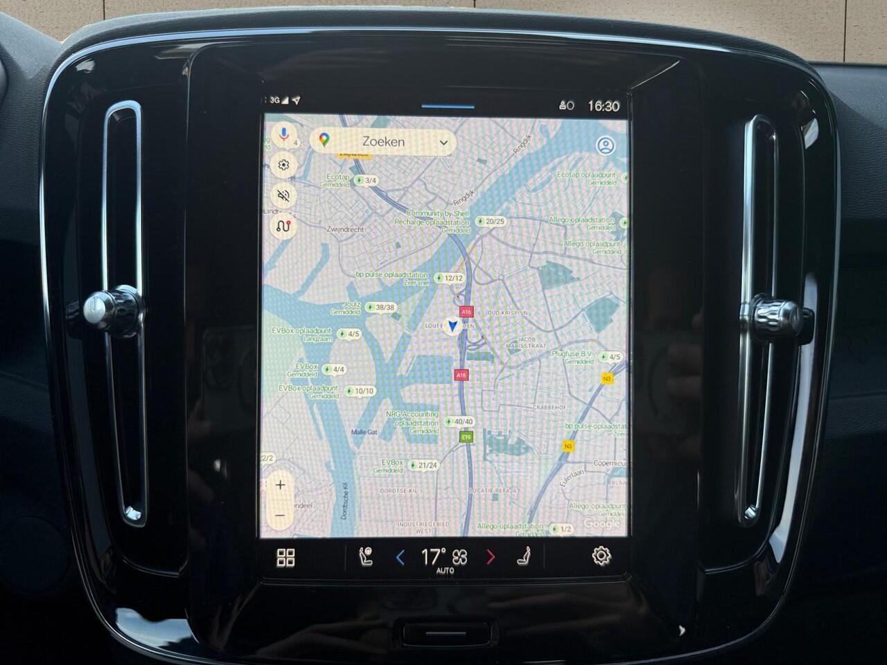 Volvo EX40 Single Motor Plus 70 kWh | Stoelverwarming | Pixel LED koplampen | Adaptive Cruise Control | Keyless Entry |
