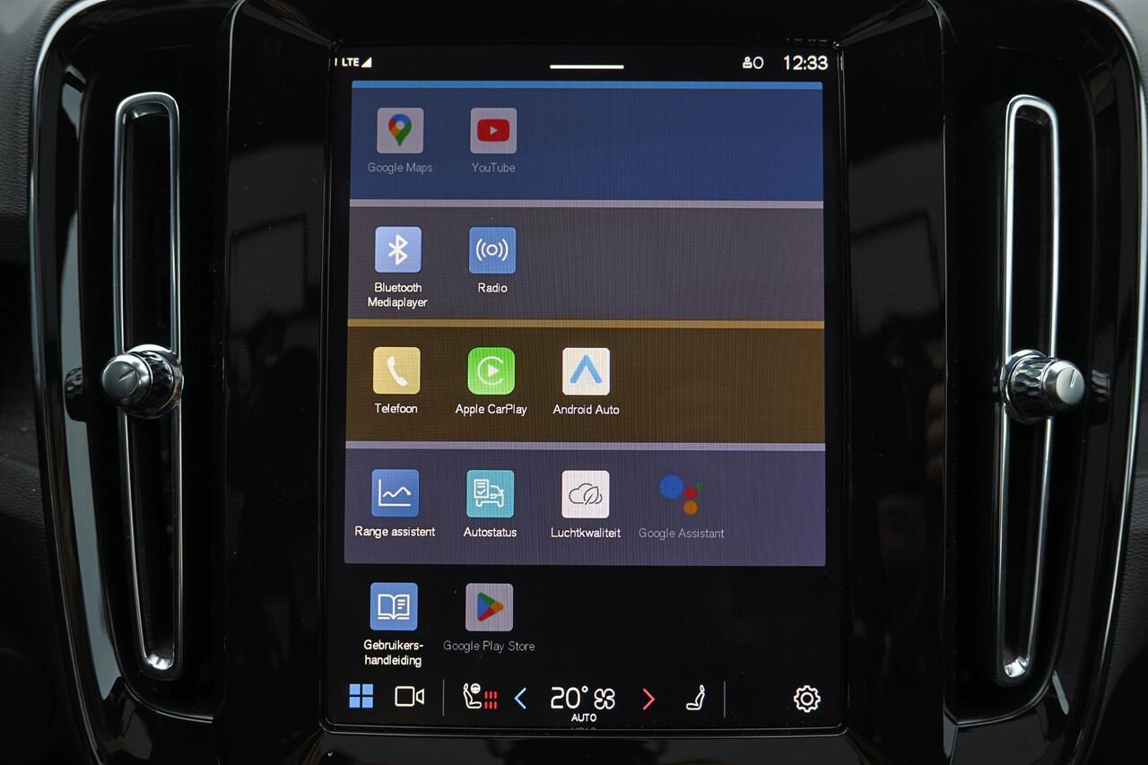 Volvo EX40 Extended Range Ultra 82 kWh - Panorama/schuifdak - IntelliSafe Assist & Surround - 360º Camera - Harman/Kardon audio - Verwarmde voorstoelen, stuur & achterbank - Parkeersensoren voor & achter - Elektr. bedienb. voorstoelen met geheugen links - Draadloze 