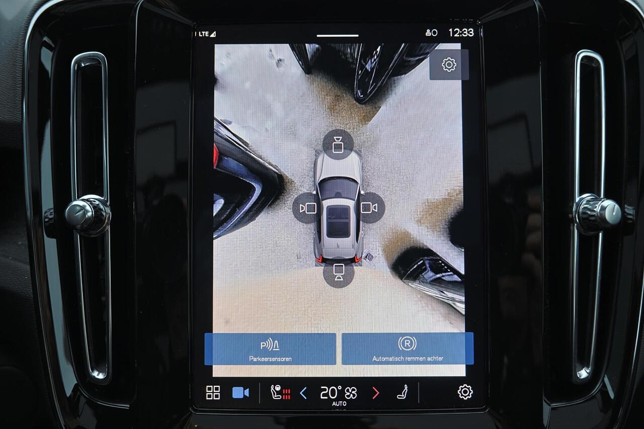 Volvo EX40 Extended Range Ultra 82 kWh - Panorama/schuifdak - IntelliSafe Assist & Surround - 360º Camera - Harman/Kardon audio - Verwarmde voorstoelen, stuur & achterbank - Parkeersensoren voor & achter - Elektr. bedienb. voorstoelen met geheugen links - Draadloze 