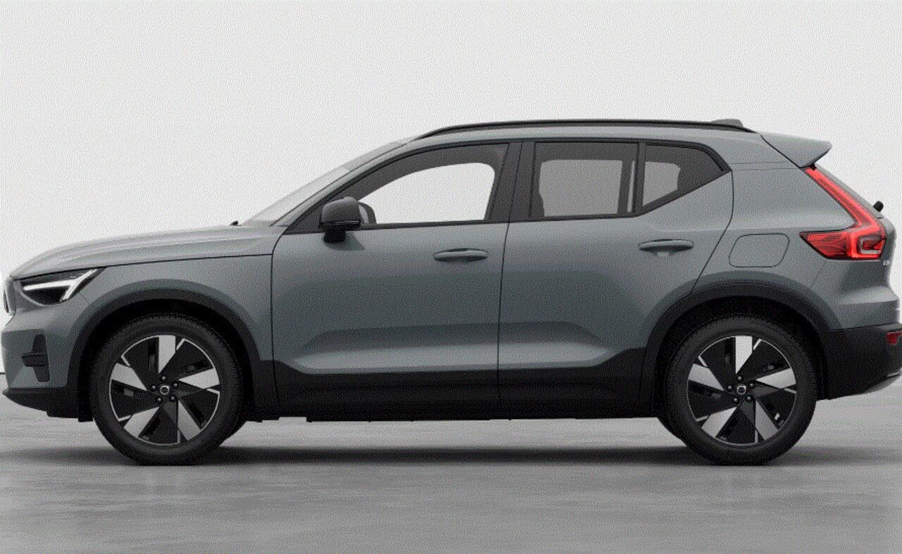 Volvo EX40 252PK Single Motor Extended Range 82kWh Business Edition / Navigatie / Camera / Stuur-Stoelverwarming / Adaptieve Cruisecontrol / Harman Kardon / LM Velgen /