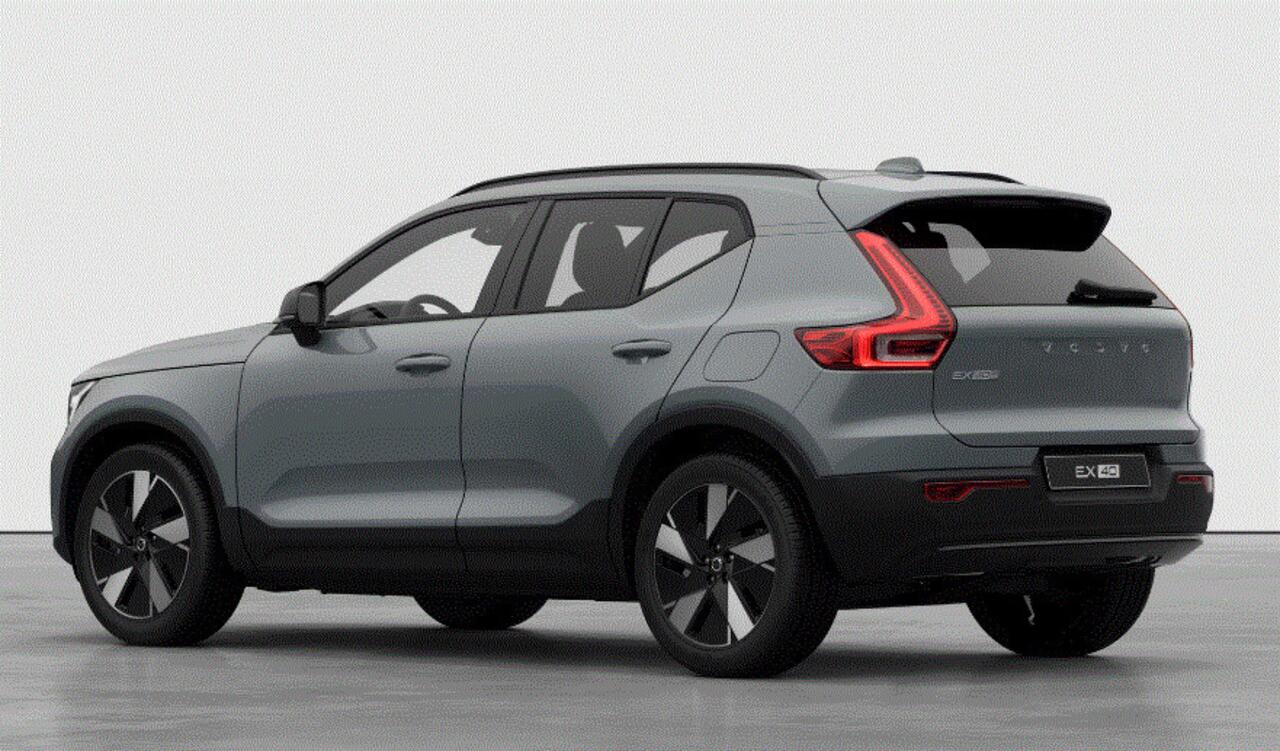 Volvo EX40 252PK Single Motor Extended Range 82kWh Business Edition / Navigatie / Camera / Stuur-Stoelverwarming / Adaptieve Cruisecontrol / Harman Kardon / LM Velgen /