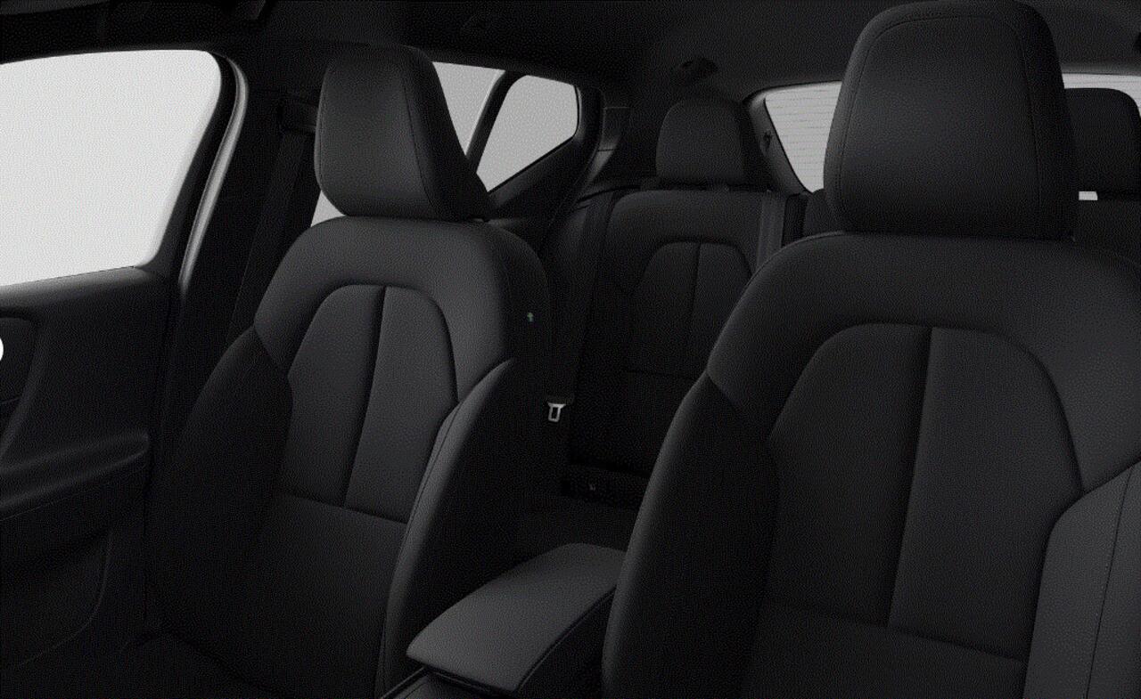 Volvo EX40 252PK Single Motor Extended Range 82 kWh Business Edition/ Navigatie / Camera / Stuur & Stoelverwarming / Harman Kardon / Getinte Ramen / LM Velgen /