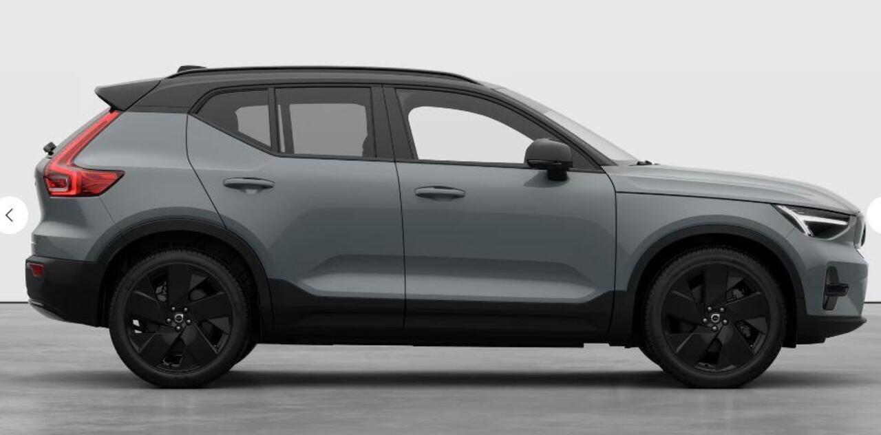 Volvo EX40 252PK Single Motor Extended Range 82 kWh Plus Black Edition/ Lounge Pakket / Panoramadak / Extra getint glas / Nubuck bekleding