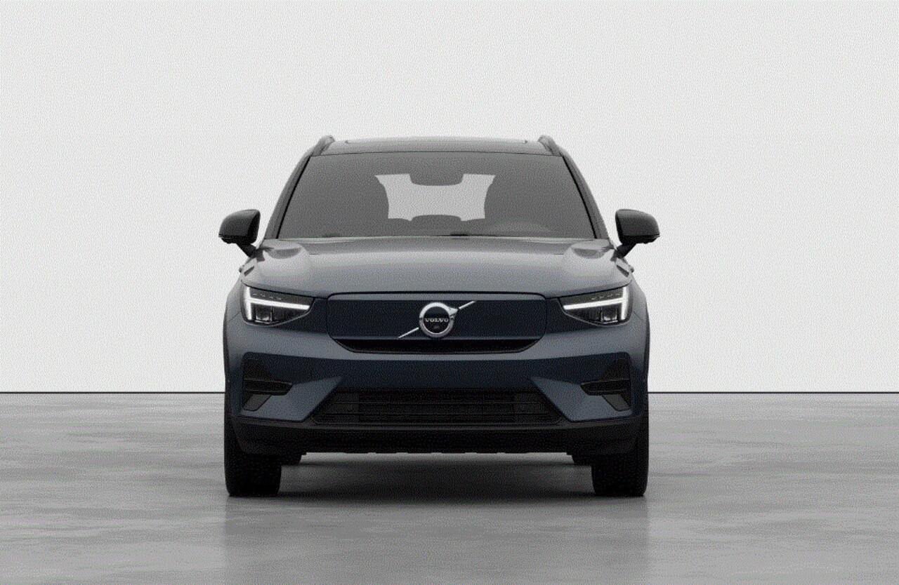 Volvo EX40 252PK Single Motor Extended Range 82 kWh Plus / Lounge Pakket / Extra getint glas / 360 Camera / 20'' velgen / Panoramadak / Zwart dak