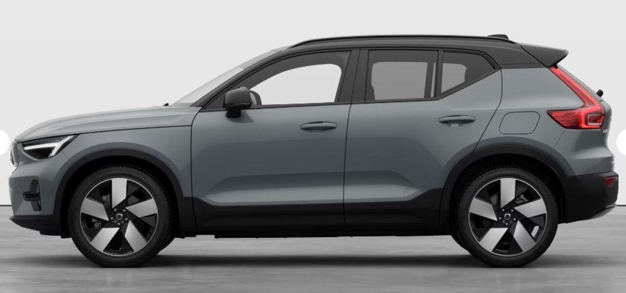 Volvo EX40 252PK Single Motor Extended Range 82 kWh Plus / Lounge pakket / Extra getint glas / Panoramadak / 360 camera / 20''velgen / zwart dak