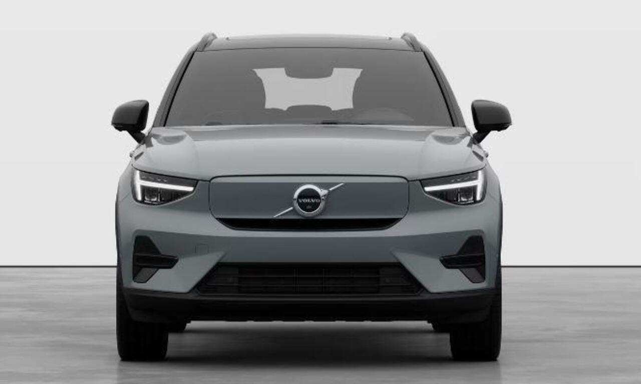 Volvo EX40 252PK Single Motor Extended Range 82 kWh Plus / Lounge pakket / Extra getint glas / Panoramadak / 360 camera / 20''velgen / zwart dak