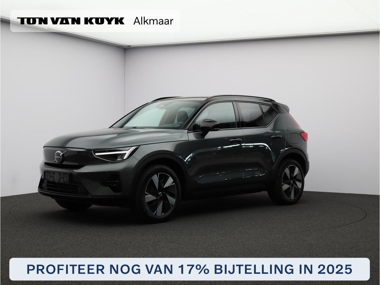 Volvo EX40 Single Motor Extended Range Plus 82 kWh / Stoel en stuurverwarming / Parkeercamera achter / BLIS / Pilot Assist / All Season banden / Extra getint glas achter /