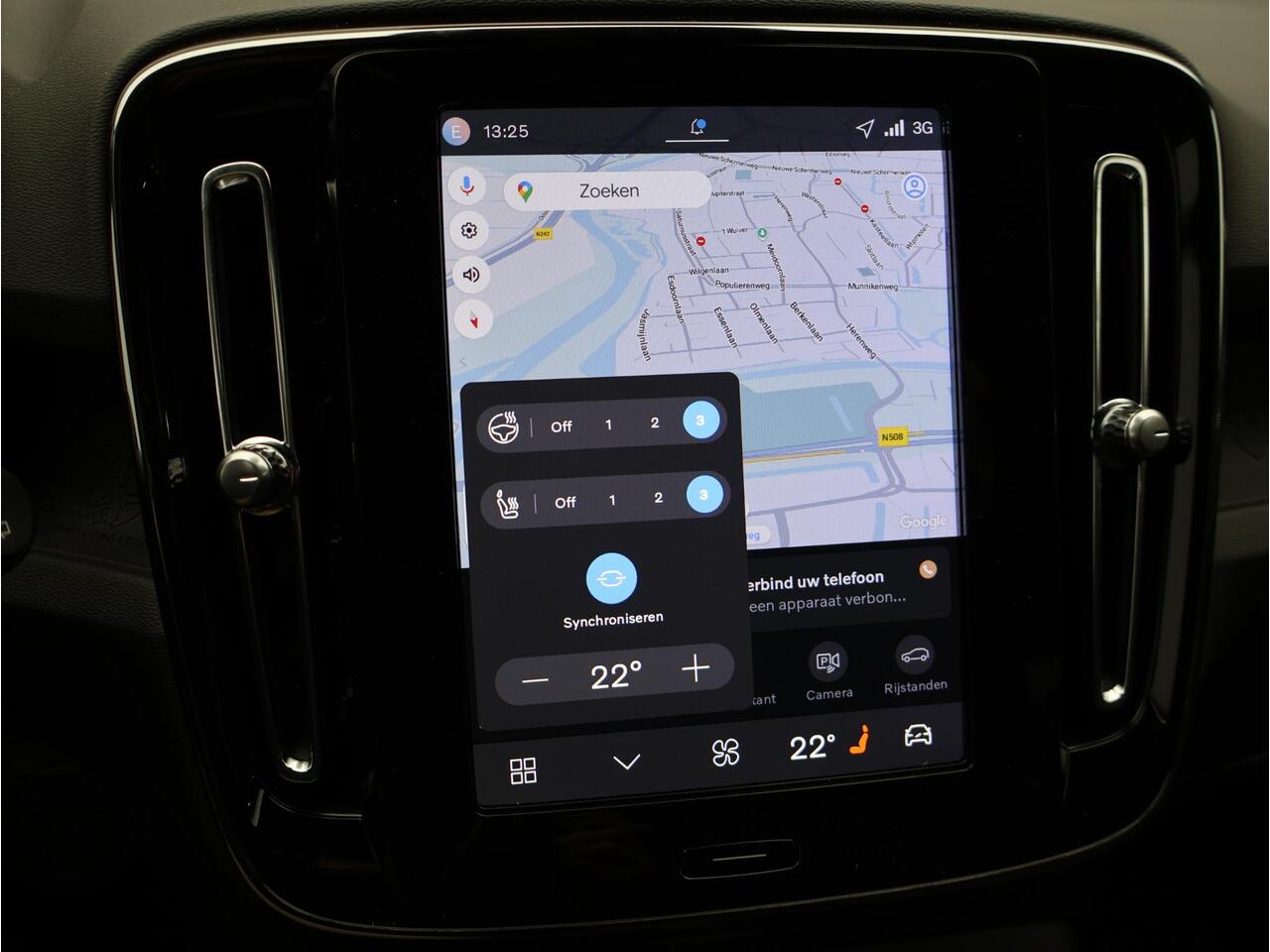 Volvo EX40 Single Motor Extended Range Plus 82 kWh / Harman Kardon / Stoel+Stuurverwarming / Adaptive Cruise / BLIS / Keyless /