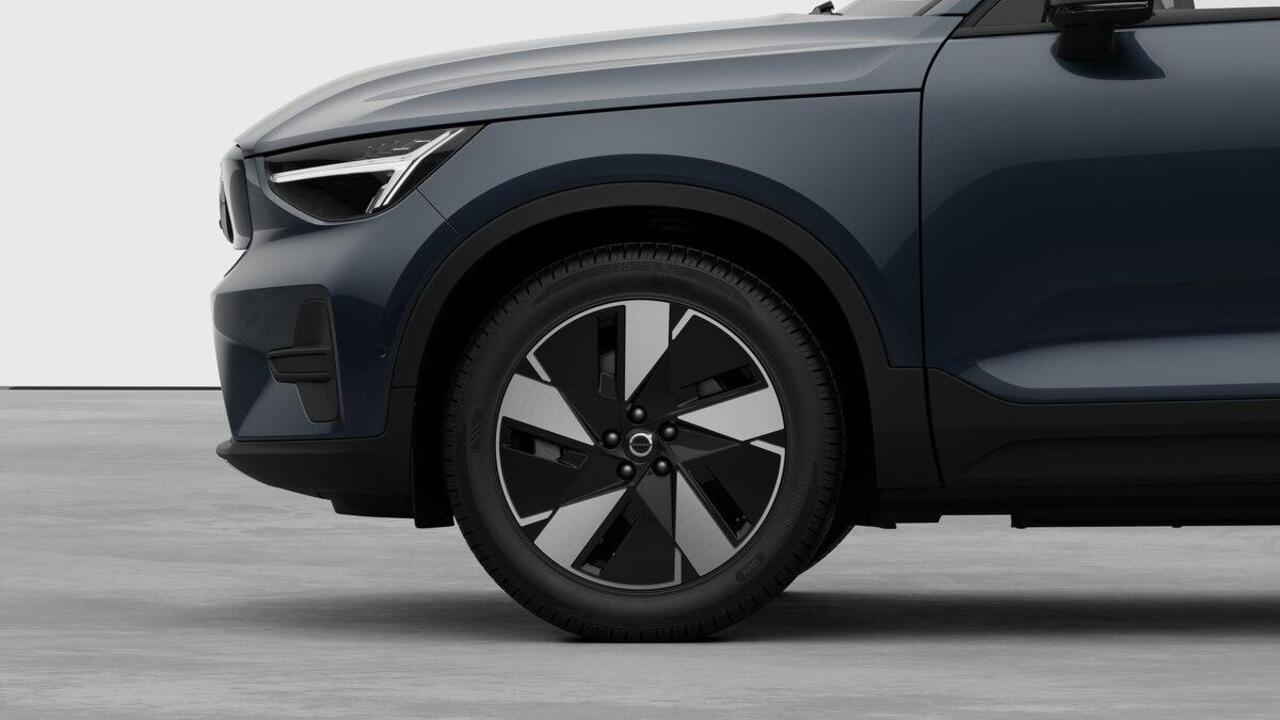 Volvo EX40 Single Motor Extended Range Business Ed. 82 kWh | Dec. 2025 Leverbaar | 17% Bijtelling* | Climate Pack | Adaptieve Cruise Control | Harman Kardon Premium Sound | Extra Getint Glas | 360 Graden Camera | BLIS | Luxe Bekleding |