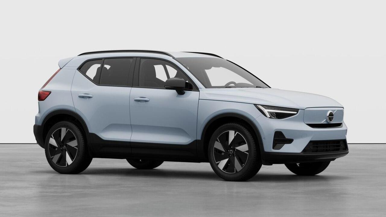 Volvo EX40 Single Motor Extended Range Plus 82 kWh | Dec. 2025 Leverbaar | 17% Bijtelling* | Harman Kardon Premium Sound | 360 Graden Camera | Climate Pack | Adaptieve Cruise Control | BLIS | Elektrische Kofferklep | Keyless |