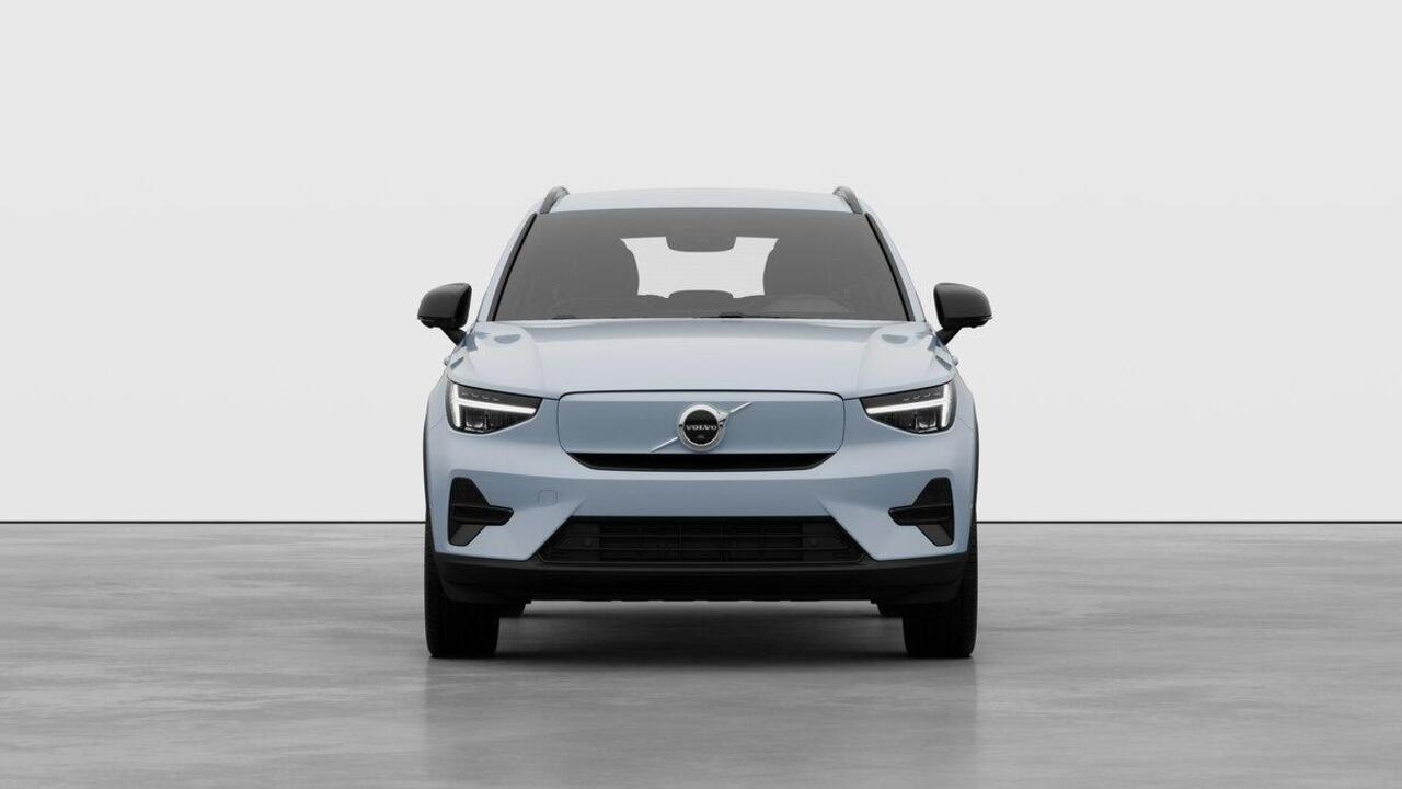 Volvo EX40 Single Motor Extended Range Plus 82 kWh | Dec. 2025 Leverbaar | 17% Bijtelling* | Harman Kardon Premium Sound | 360 Graden Camera | Climate Pack | Adaptieve Cruise Control | BLIS | Elektrische Kofferklep | Keyless |