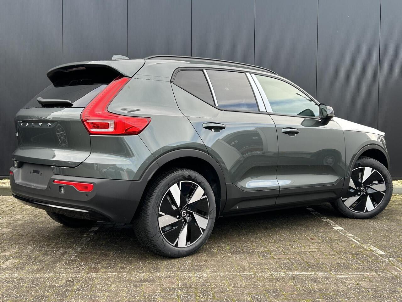 Volvo EX40 Single Motor Extended Range Business Ed. 82 kWh All Season banden / Climate Line / Versatility Pack