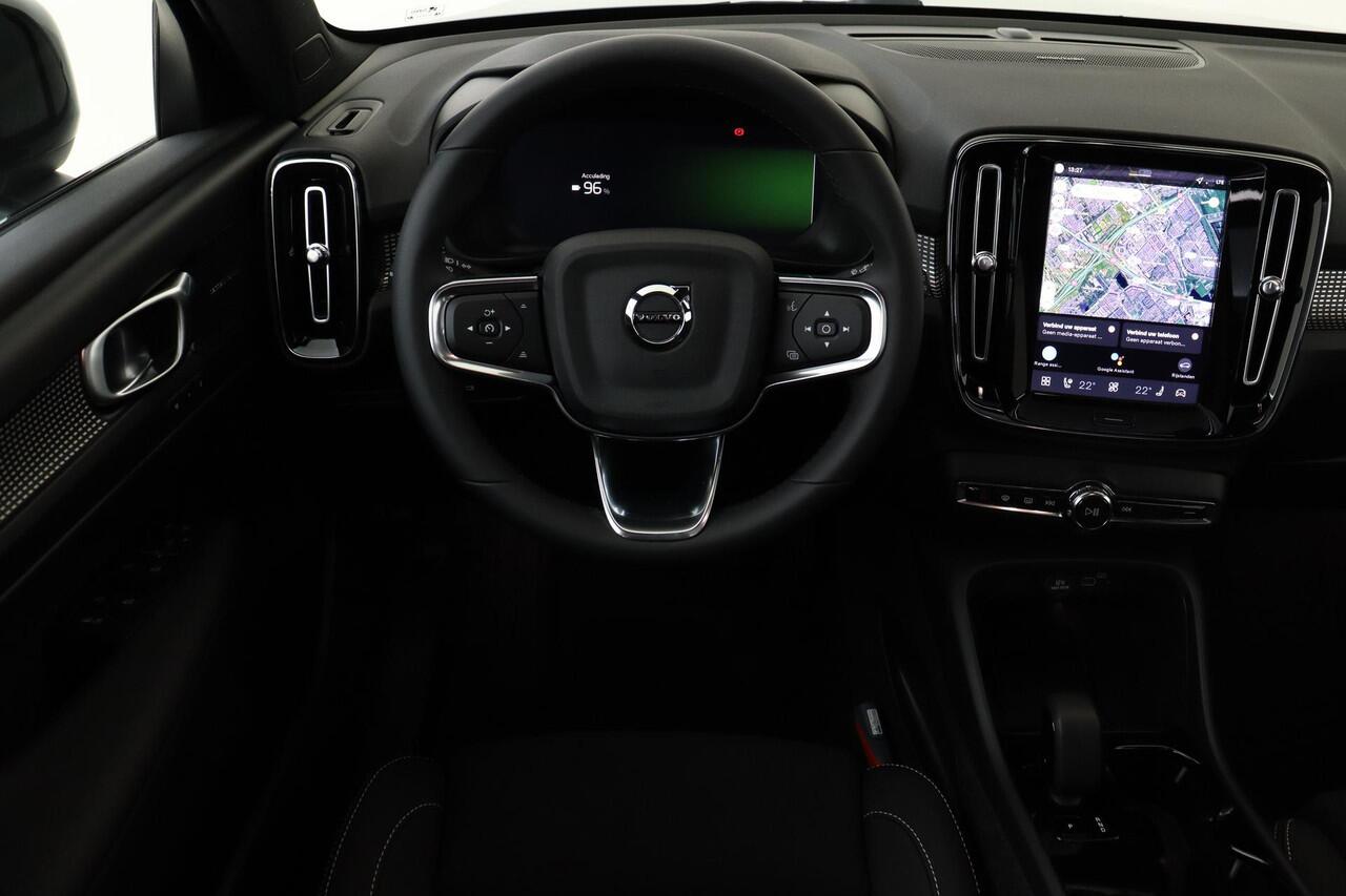 Volvo EX40 SINGLE MOTOR EXTENDED RANGE ULTRA BLACK ED. 82 kWh -PANO.DAK|HARMAN/KARDON|360°CAM|POWER-SEATS|PRIVACY.GLAS