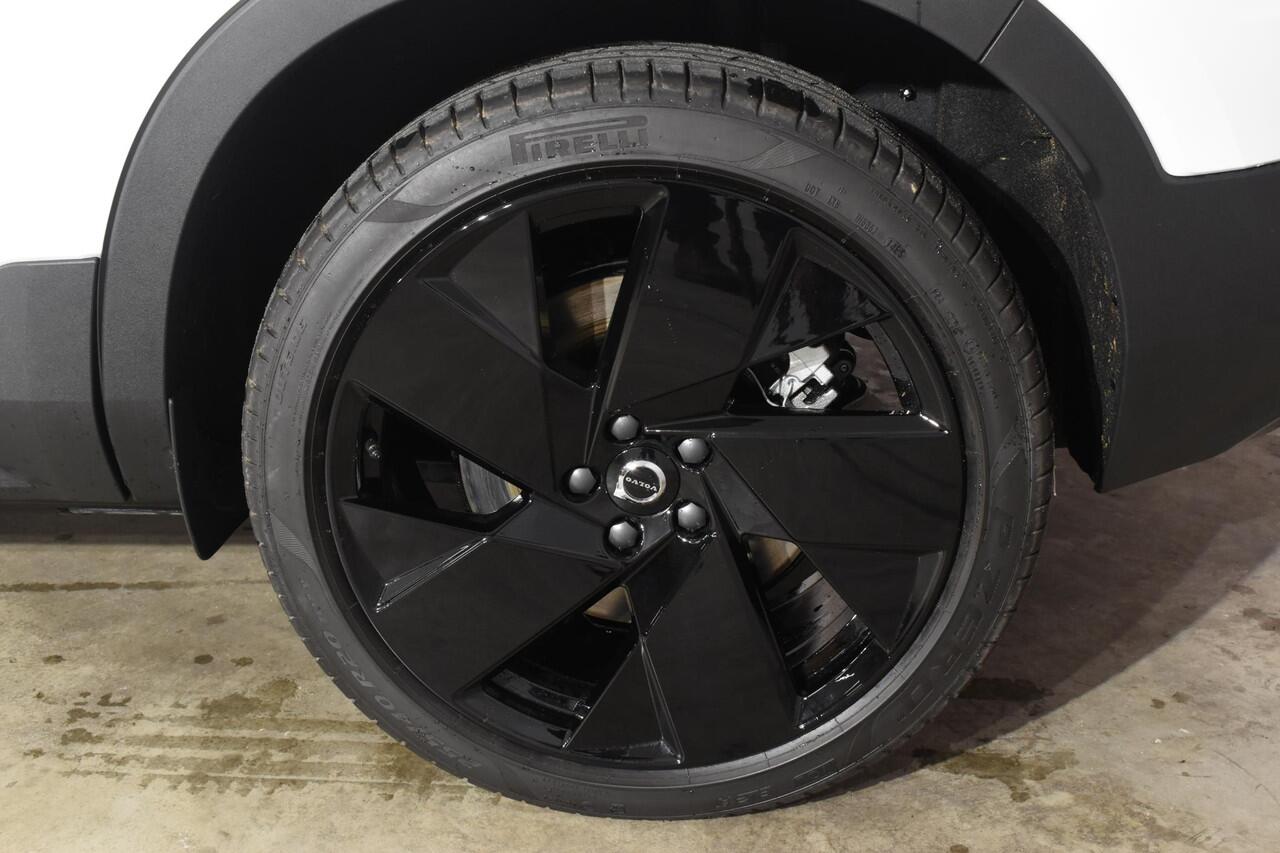 Volvo EX40 252PK Single Motor Ext. Range Plus Black Edition / Adaptive Cruise control / Achteruitrijcamera / Extra getint glas / 20'' velgen / Panoramadak / Zwart dak / Harman Kardon / Microtech/Nubuck