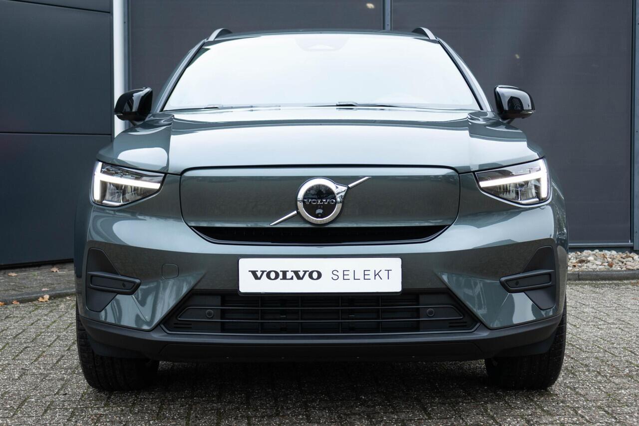 Volvo EX40 Single Motor Extended Range Business Ed. 82 kWh | Verwarmbare voorstoelen+stuurwiel | 360 graden camera | Warmtepomp | Harman Kardon Premium Audio | Donker glas achter | 19 inch Lichtmetalen velgen