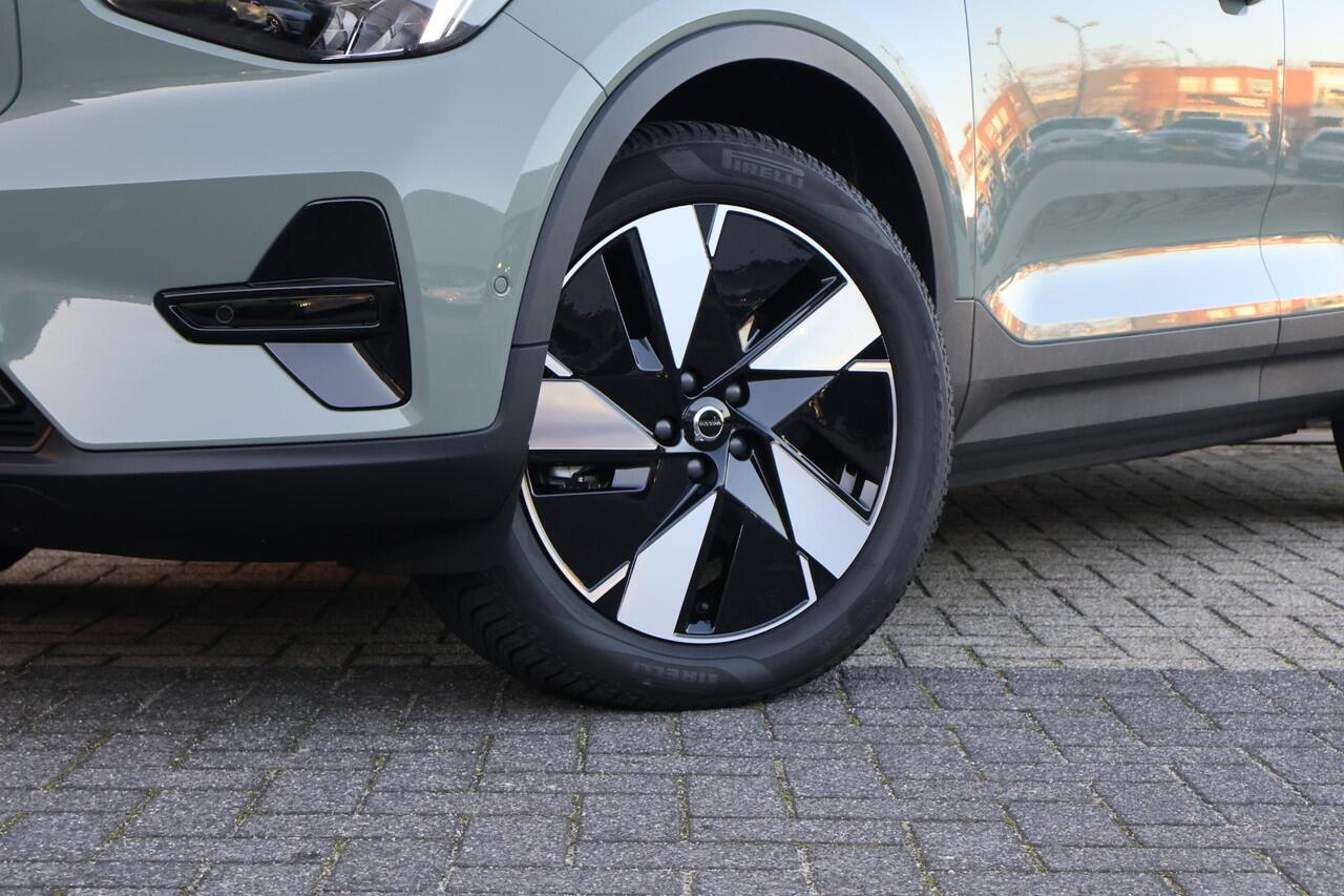 Volvo EX40 Single Motor Extended Range Ultra 82 kWh | Panoramadak | 360° camera | Memory stoelen elektr. bedienbaar