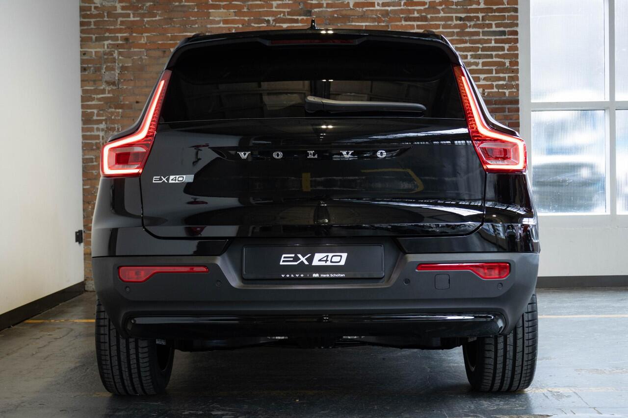 Volvo EX40 Single Motor Extended Range Ultra | DEMO DEAL | Panoramadak | Verwarmbare voorstoelen & stuurwiel | Premium audio by Harman Kardon | Apple carplay/Android auto | Adaptive cruise control | Elektrisch Verstelbare Voorstoelen | 360º Camera | Warmtepomp