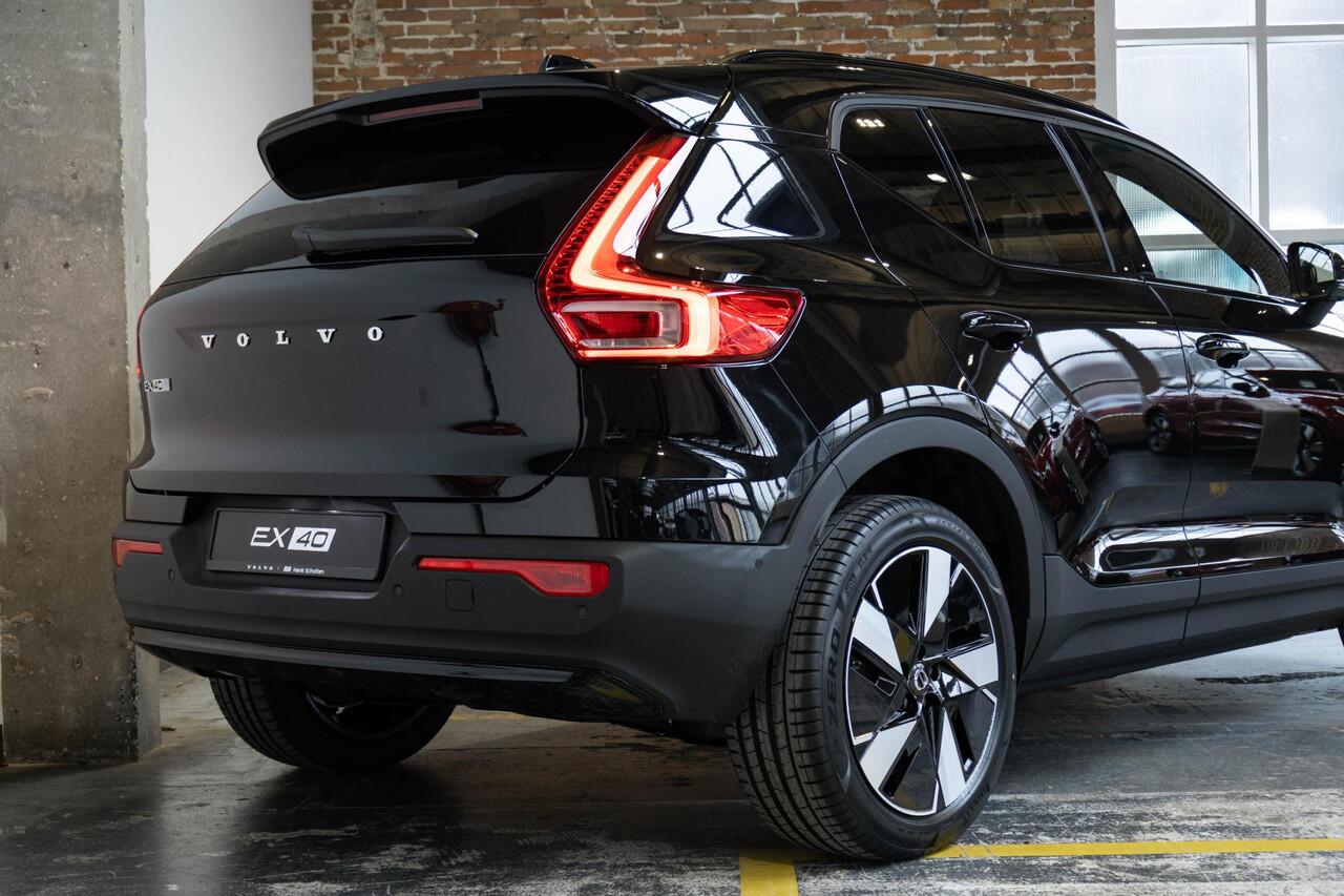 Volvo EX40 Single Motor Extended Range Ultra | DEMO DEAL | Panoramadak | Verwarmbare voorstoelen & stuurwiel | Premium audio by Harman Kardon | Apple carplay/Android auto | Adaptive cruise control | Elektrisch Verstelbare Voorstoelen | 360º Camera | Warmtepomp