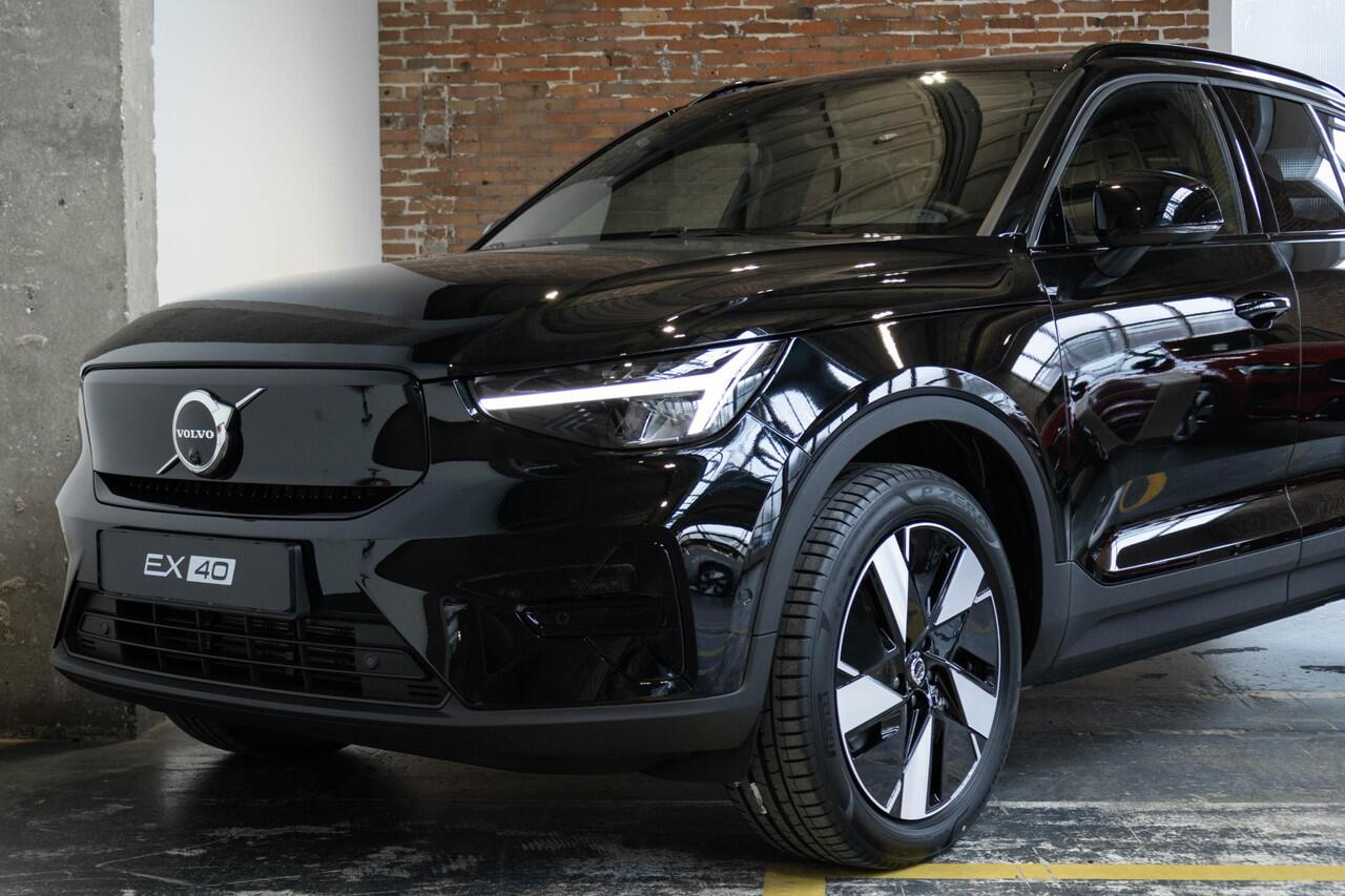 Volvo EX40 Single Motor Extended Range Ultra | DEMO DEAL | Panoramadak | Verwarmbare voorstoelen & stuurwiel | Premium audio by Harman Kardon | Apple carplay/Android auto | Adaptive cruise control | Elektrisch Verstelbare Voorstoelen | 360º Camera | Warmtepomp