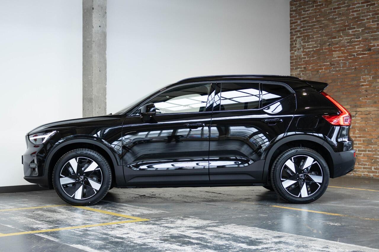 Volvo EX40 Single Motor Extended Range Ultra | DEMO DEAL | Panoramadak | Verwarmbare voorstoelen & stuurwiel | Premium audio by Harman Kardon | Apple carplay/Android auto | Adaptive cruise control | Elektrisch Verstelbare Voorstoelen | 360º Camera | Warmtepomp