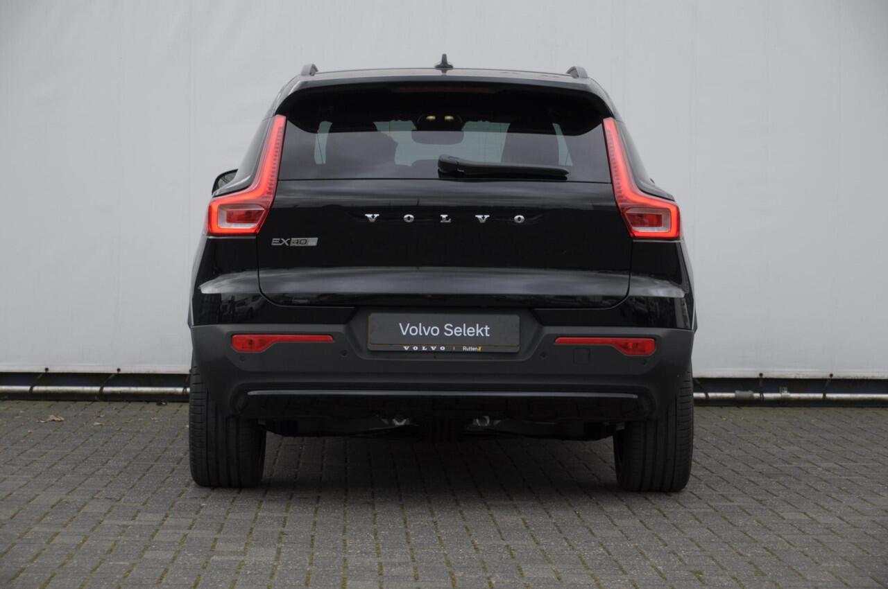 Volvo EX40 252PK Automaat Single Ext. Range Core Business / Driver Assist / Adaptieve cruise control / BLIS / Stoel - en stuurwielverwarming / Pakeersensoren met camera / Apple carplay /