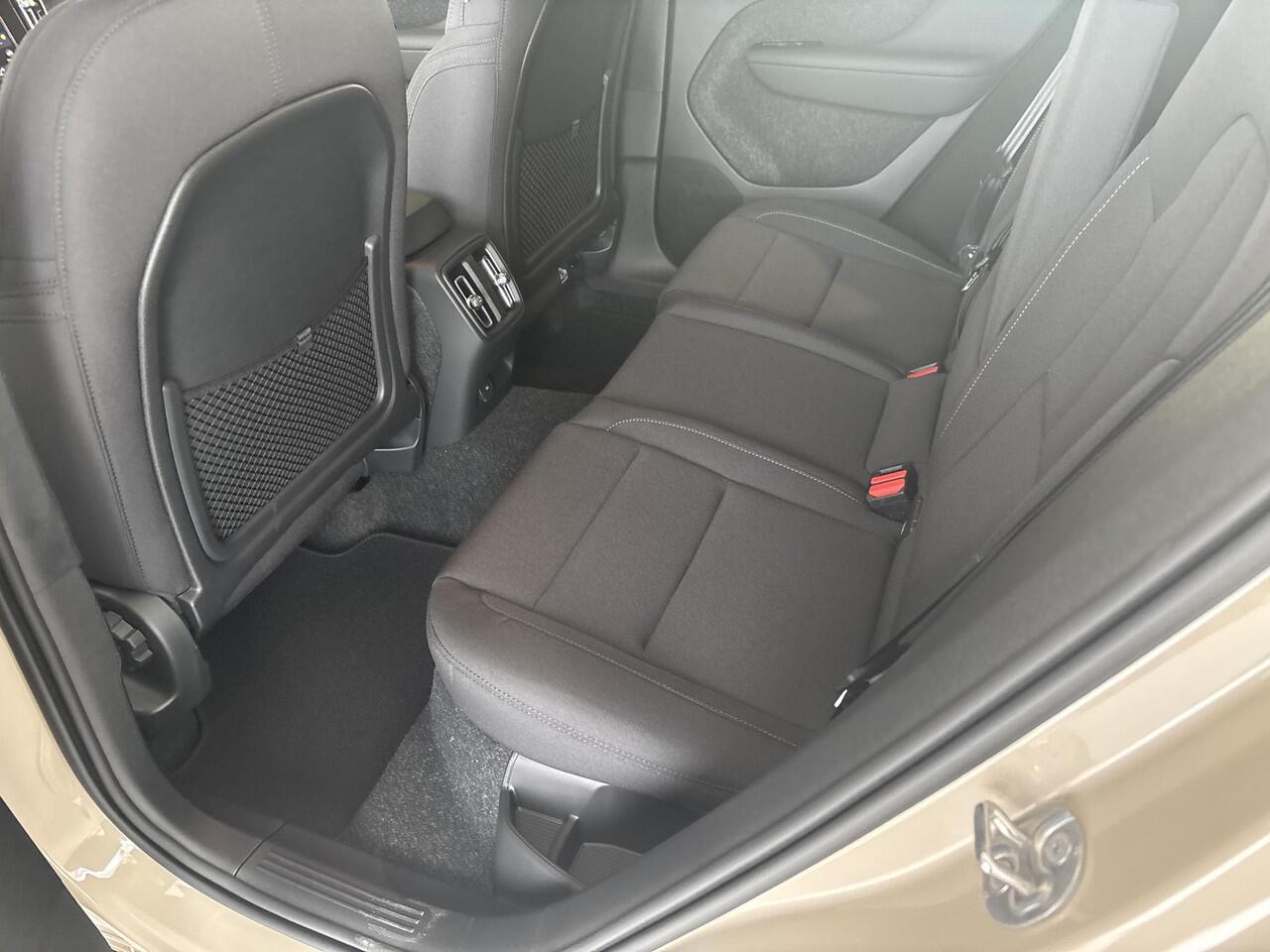 Volvo EX40 Single Motor Extended Range Plus 82 kWh