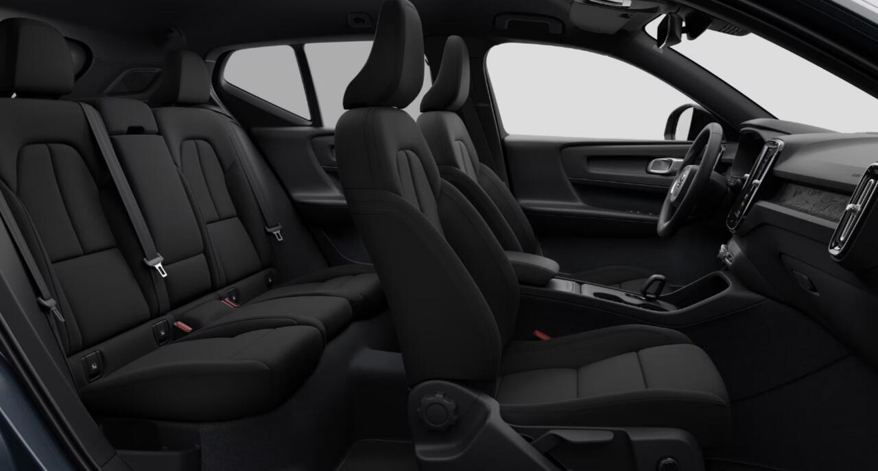 Volvo EX40 252PK Single Extended Range Core Business / Driver Assist / Adaptieve cruise control / BLIS / Stoel - en stuurwielverwarming / Pakeersensoren met camera / Apple carplay /