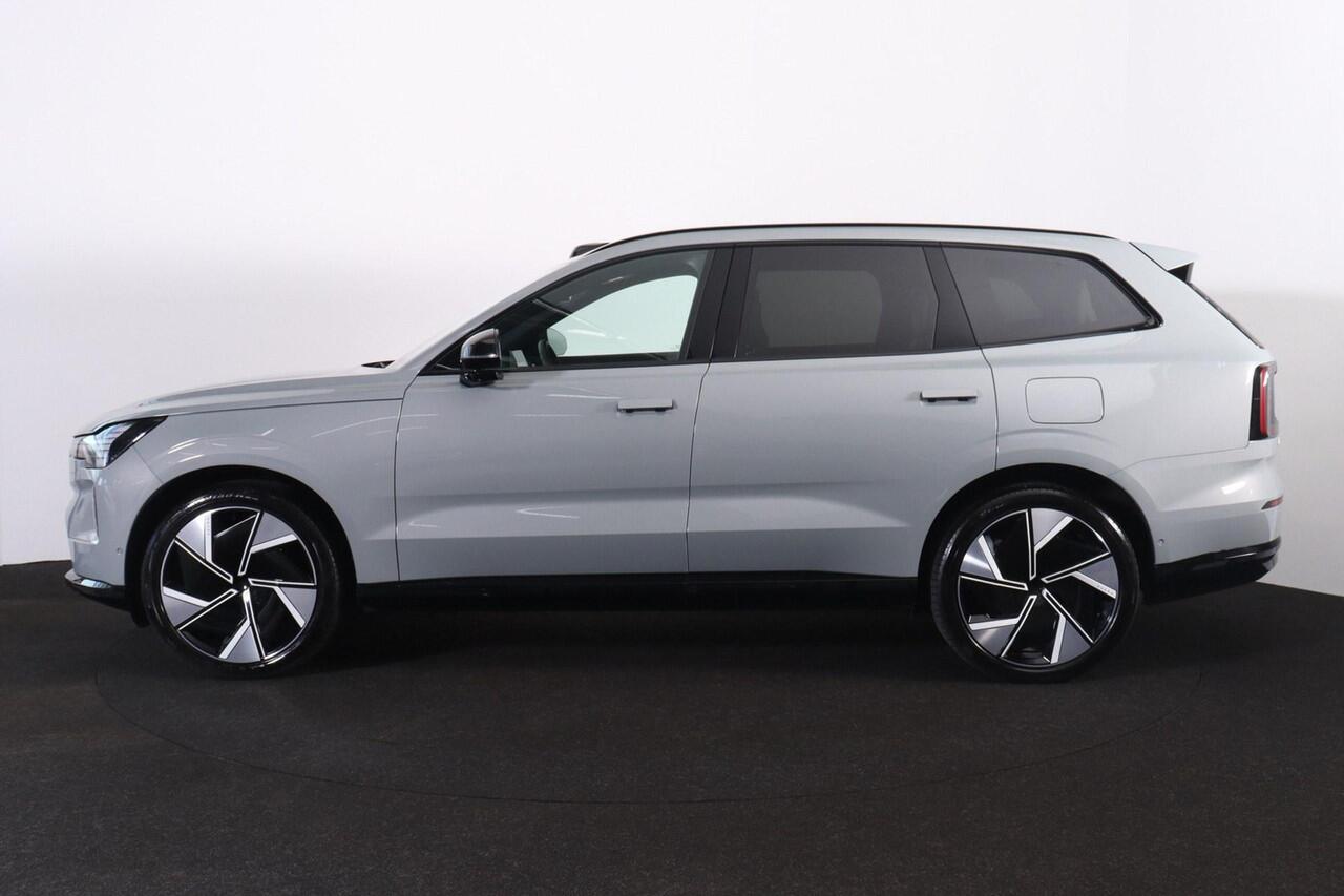 Volvo EX90 Performance Ultra 111 kWh - Luchtvering - Panoramadak - IntelliSafe Assist & Surround - 360º Camera - Bose Audio - Verwarmde voorstoelen, stuur & achterbank - Head up display - Extra getint glas - Elektr. inklapbare trekhaak - 22' LMV