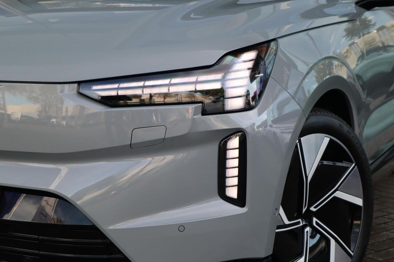 Volvo EX90 Twin Motor Performance Ultra 7p. 111 kWh